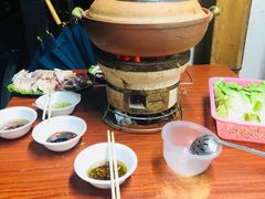 -威邵鸡煲(西华路总店)