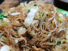 -蚝哥花姐湛江烤生蚝(美丽湾市场店)