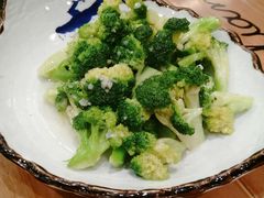 蚝油西兰花-橄榄季酒店