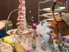 -得意咚瓜·顺德鱼生·冬瓜火锅(深圳首店)