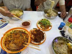 -三姐妹冷面馆(保卫路店)