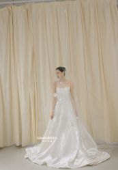 点击看大图 -GODDESS WHITE婚纱礼服(鹏城动力大厦店)