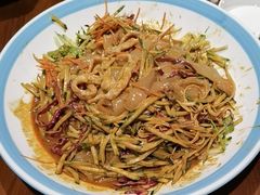 -那家老院子东北菜·饺子·小鸡炖蘑菇(艳华街店)