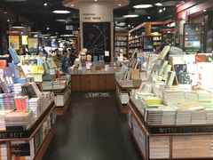 -西西弗书店&矢量咖啡(壹方购物中心店)