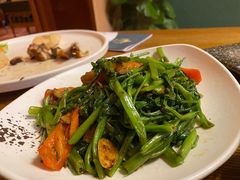 -泰堤坊(淡水体育馆店)