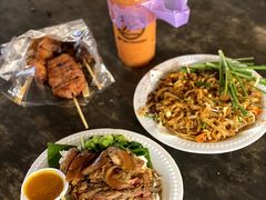 -滨海尚泰美食广场