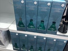 -名创优品(山东青岛华润万象城店)