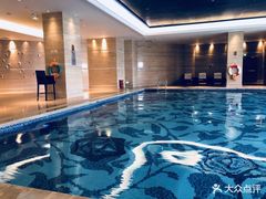 -盛捷游泳·潜水·高尔夫培训(凯德广场店)