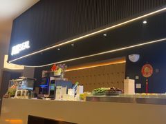 -涨巢·潮玩水疗局