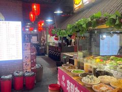 -鱼窝棚柴火铁锅炖(富山屯店)