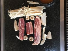 -小黑猪石板烤肉(皇冠花园店)