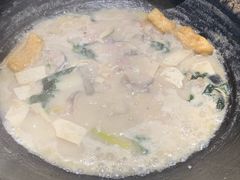 -陈大锅·岳阳鱼馆·地道岳阳菜(美食街店)