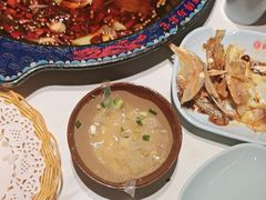 -何师傅美蛙鱼头(汉街店)
