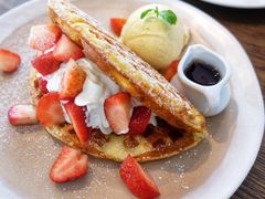 -ROAST coffee & eatery