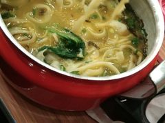 -顺溜·手工刀削面·黑金店(铜锣湾店)