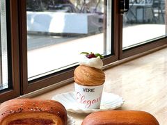-VERIE BAKEHOUSE