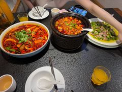 -万重锦·人文川菜馆(骡马市店)