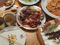 -喝丢一只鞋海鲜烧烤·海肠捞饭(市场店)
