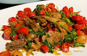 Pickled Leek Stir-Fried Yellow Beef