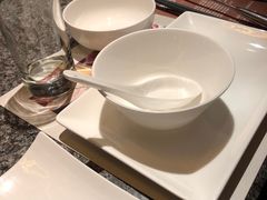 -辉哥火锅(虹桥路店)