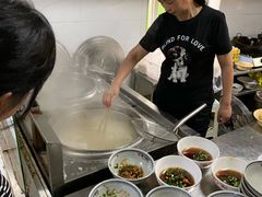 -矮子粉店1985·长沙米粉(湘春路店)