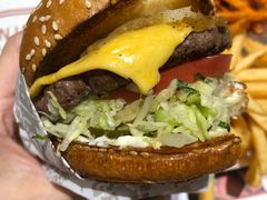 -The Habit Burger Grill 哈比特汉堡(爱琴海店)