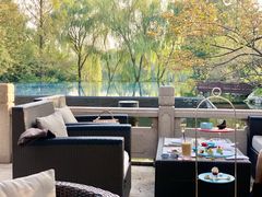 露天位-杭州西子湖四季酒店-WL BISTRO西湖餐厅(灵隐路店)