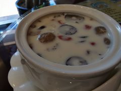 -广信牛奶甜品世家(台东店)