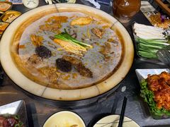 -老渔家·白族·石板烧·野生菌火锅(古城中心店)