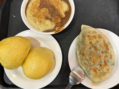 -聚德华天护国寺小吃(甜水园店)