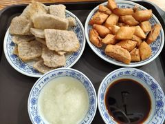 老北京炸灌肠-门框胡同百年卤煮(新街口店)