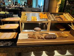 -怡咖啡海鲜自助餐厅(浦东香格里拉店)
