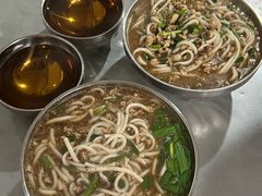 -正宗杨记普洱酸醋米线(总店)