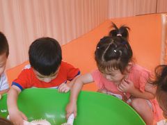 -小门牙好性格托育(北外滩中心)