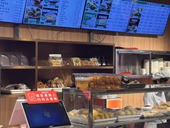-护国寺小吃店(红莲南路店)