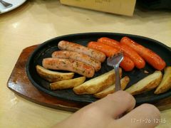 -萨莉亚意式餐厅(龙阳广场店)