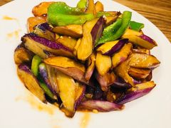 -关东小磨东北菜(上海长风大悦城店)