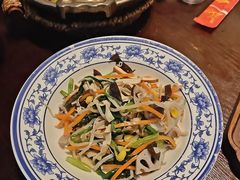 -古都历食南京菜·烤鸭·鸭血粉丝·汤包(南京博物院店)