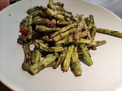 橄榄四季豆-蜜桃餐厅·伴山(湖滨商业街店)