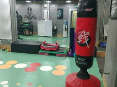 -漾健身·普拉提(橡树湾店)