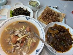 -乔家小院•非遗驴肉•本地小海鲜(滨河路店)
