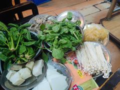 -月圆火锅(宁海东路二店)