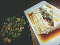 皮蛋豆腐-胖哥俩肉蟹煲(悦荟广场店)