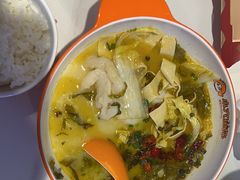 -小六鱼你.下饭酸菜鱼(益田假日广场店)