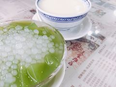 香滑凤凰奶-周大娘牛乳(旧寨古村总店)