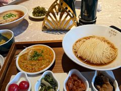 -松鹤面馆·古法焖肉面(观前店)