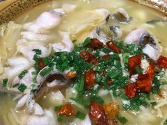酸菜鱼片-西塘人家•黑金冠本地好店