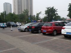 -天津市人民医院-停车场