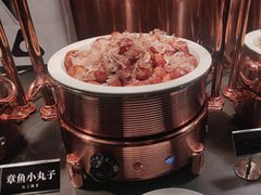 -牛YO寿喜烧·铁板烧和牛火锅自助(市府恒隆店)