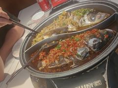 -阿瓦山寨·湘菜现炒·剁椒鱼头王(咸阳总店)